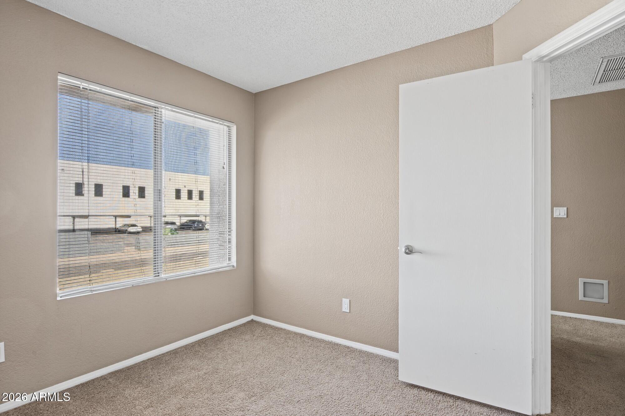16645 N 32ND Place 105