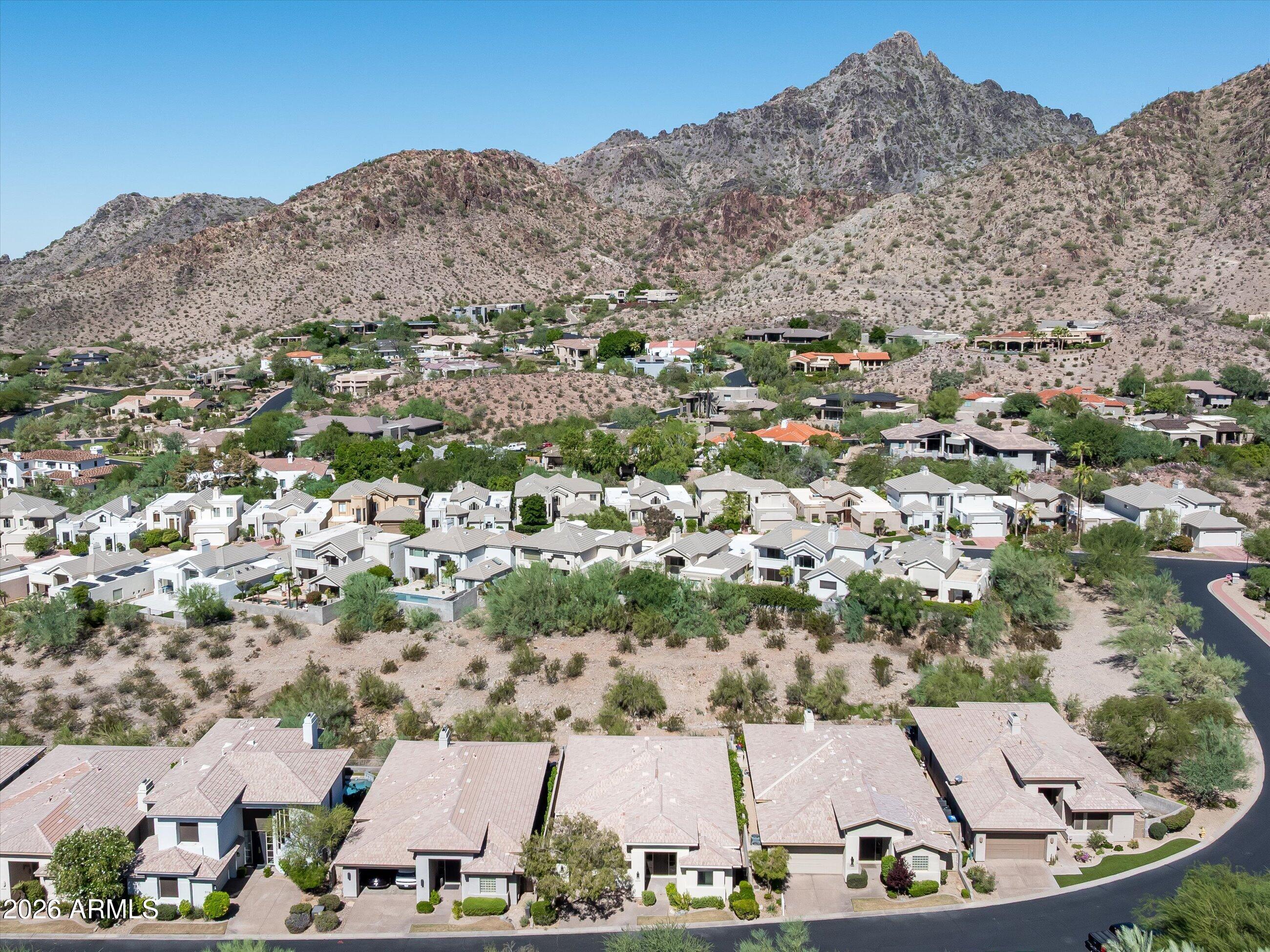 3124 E SQUAW PEAK Circle