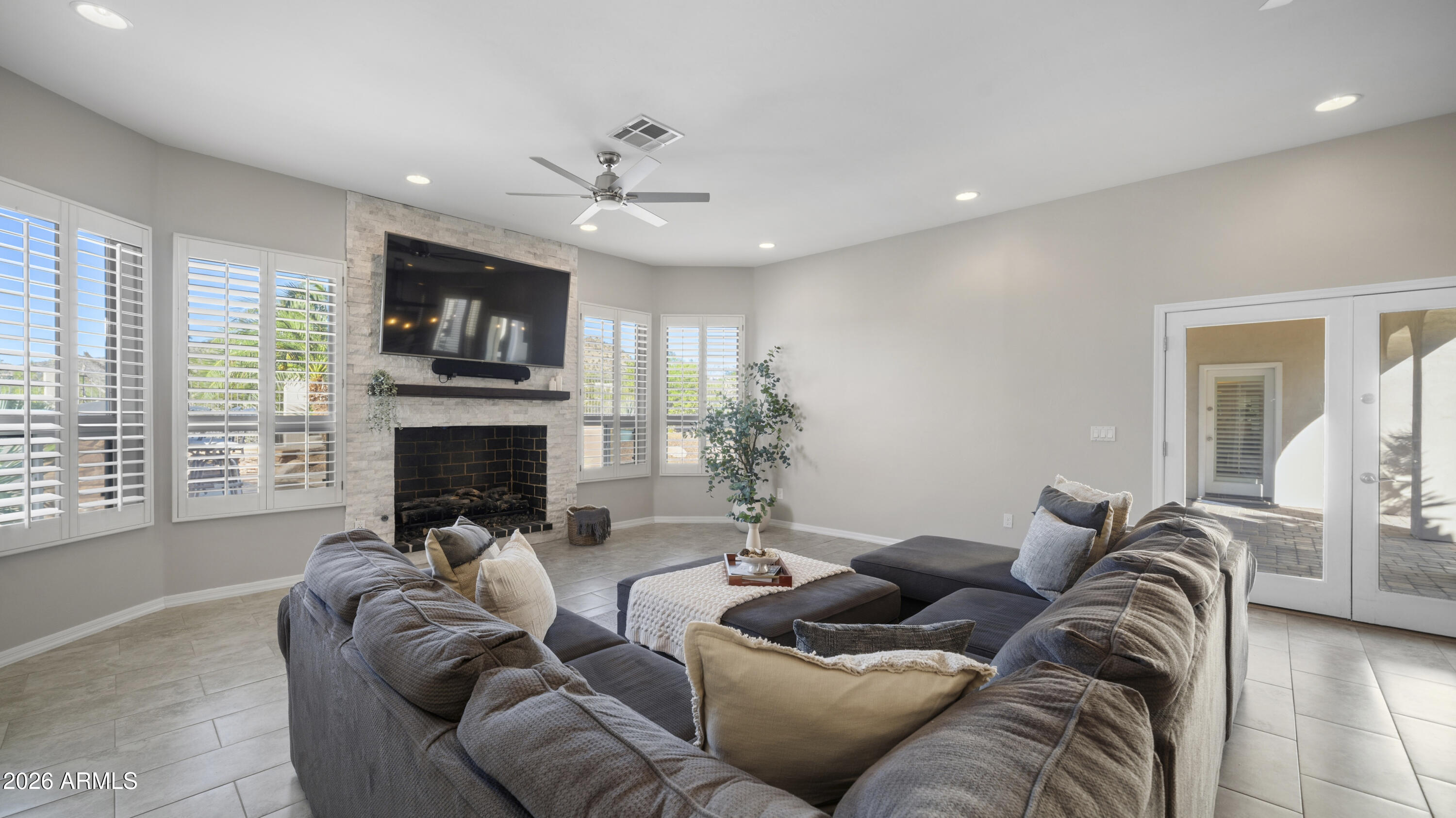 8540 E MCDOWELL Road 10