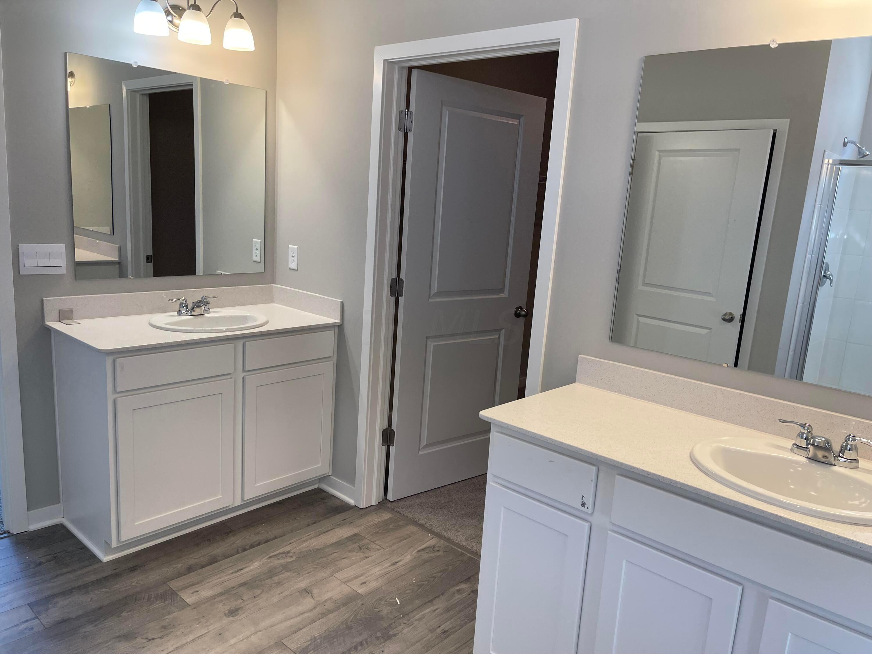 1269 Kinghorn Circle W