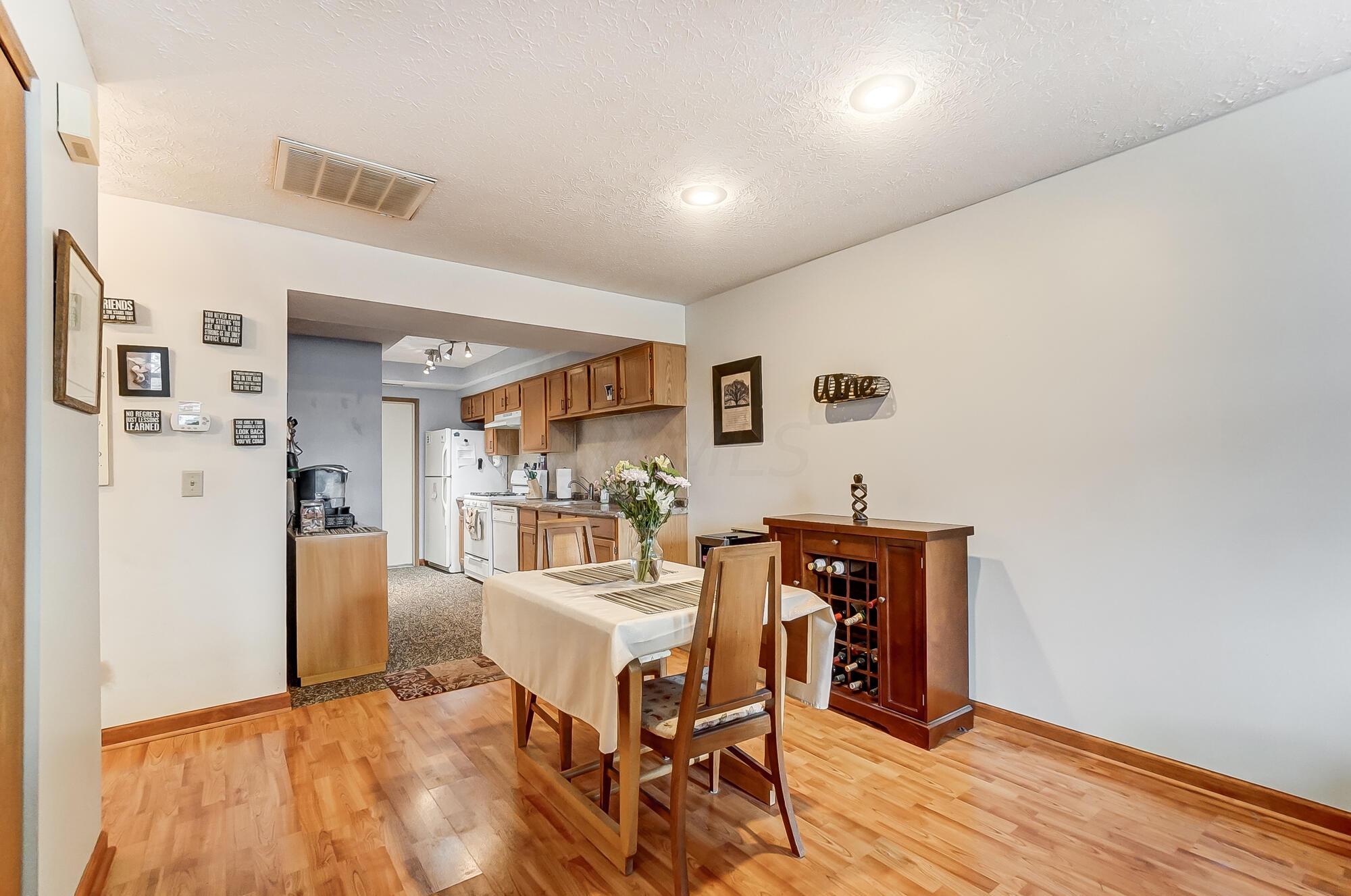 2466 Hooverside Lane