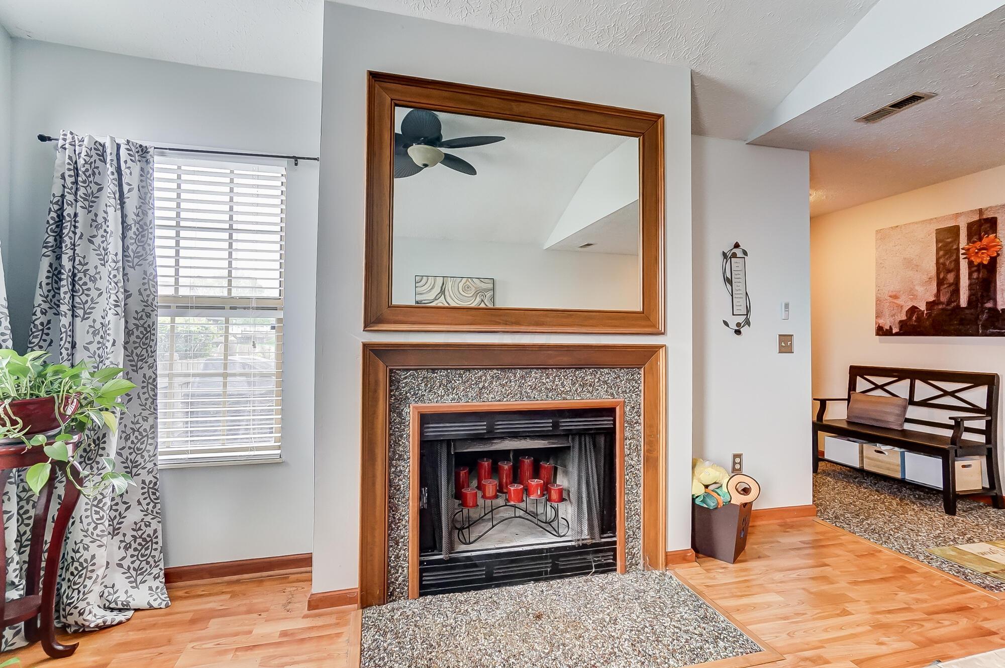 2466 Hooverside Lane