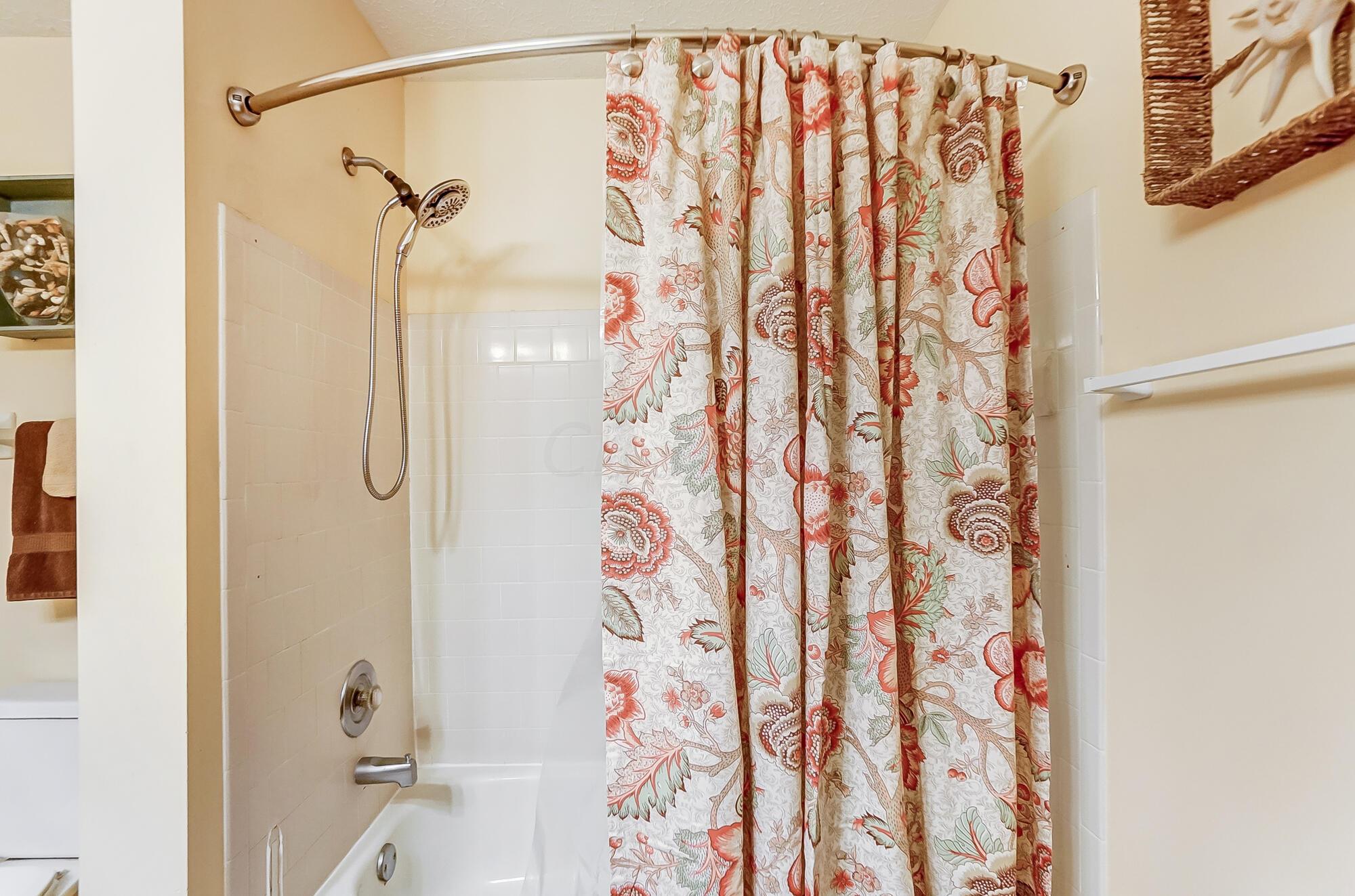 2466 Hooverside Lane