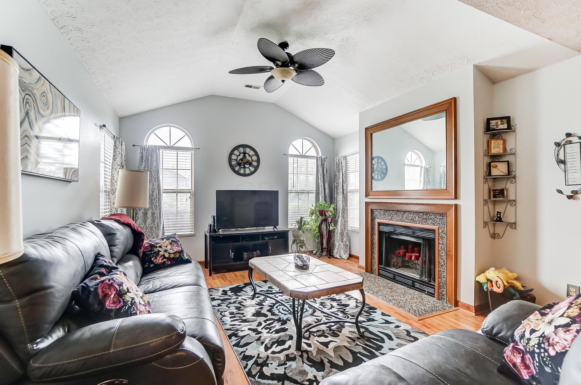 2466 Hooverside Lane