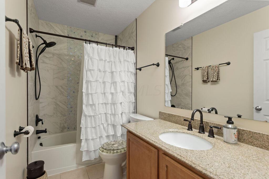 1332 Delcastle Loop