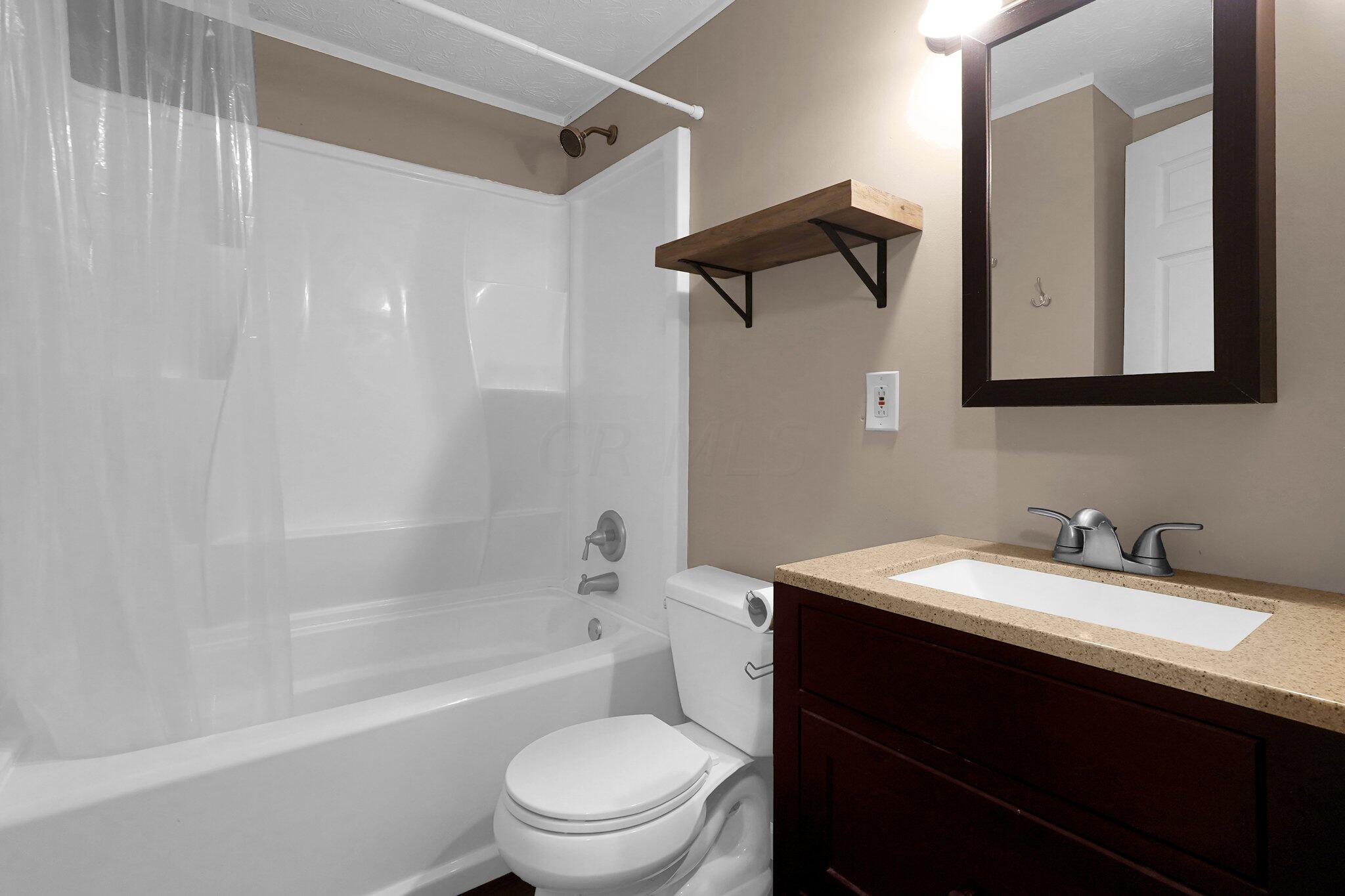 3649 Hollowwood Avenue