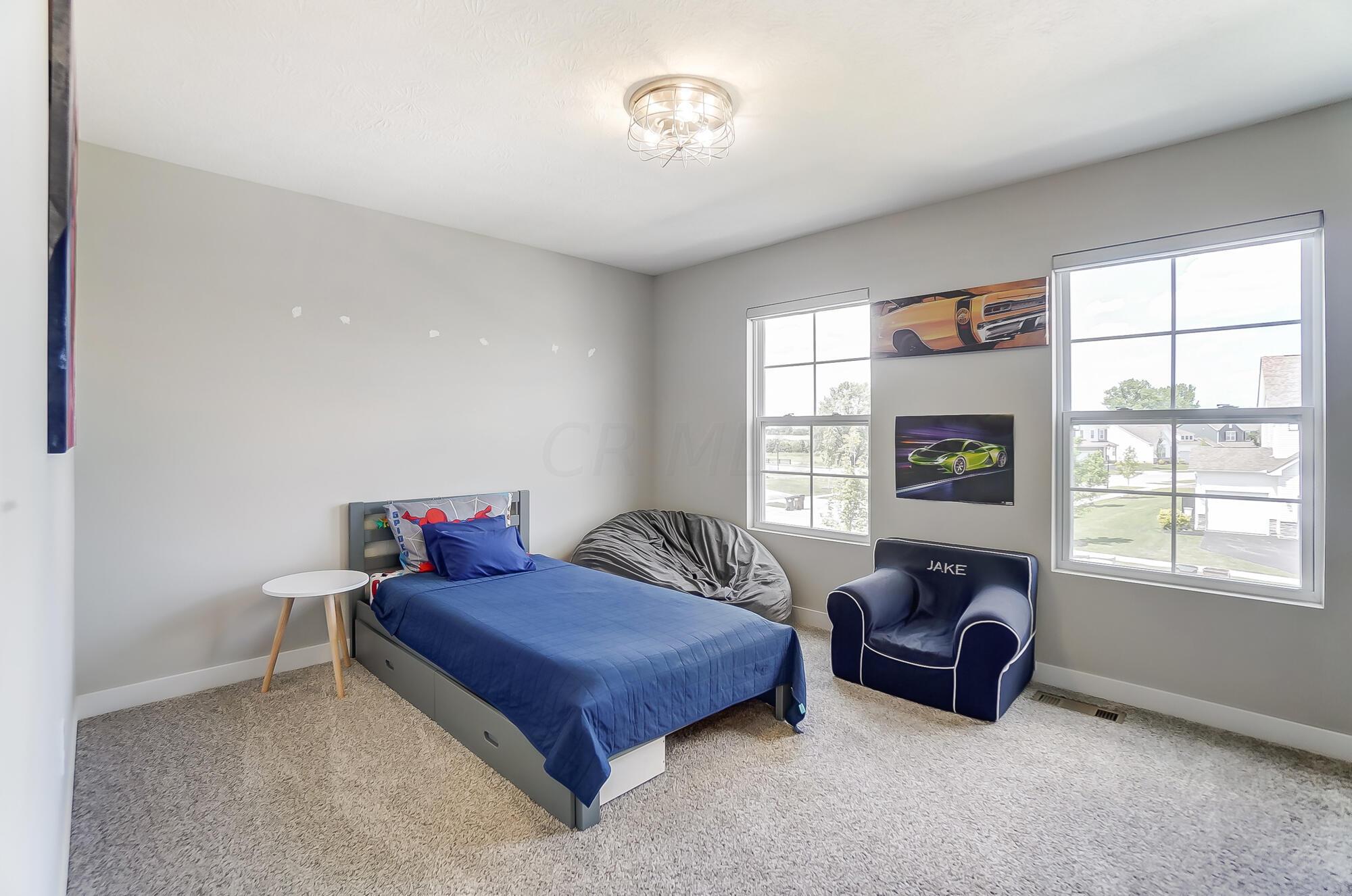411 Oakland Hills Loop