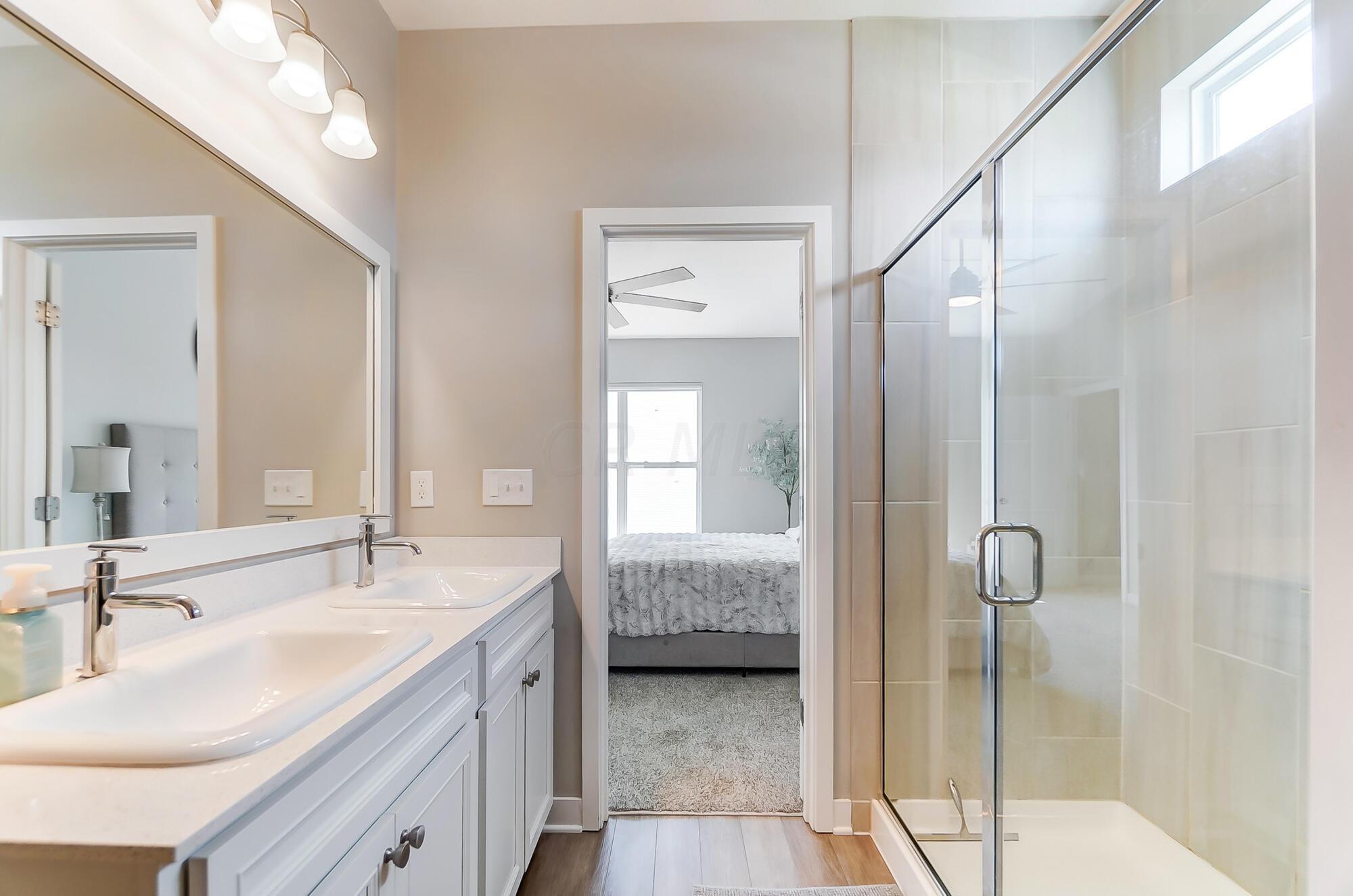 411 Oakland Hills Loop