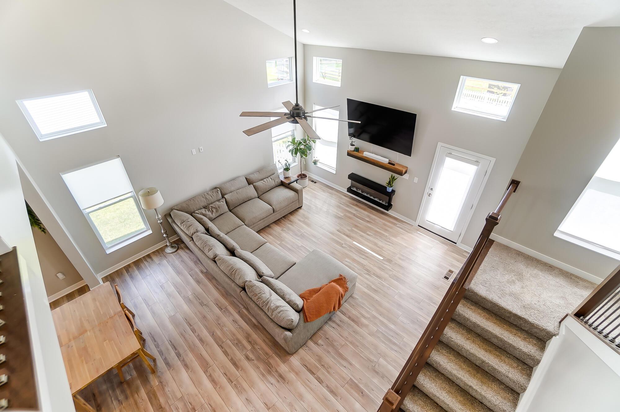 411 Oakland Hills Loop