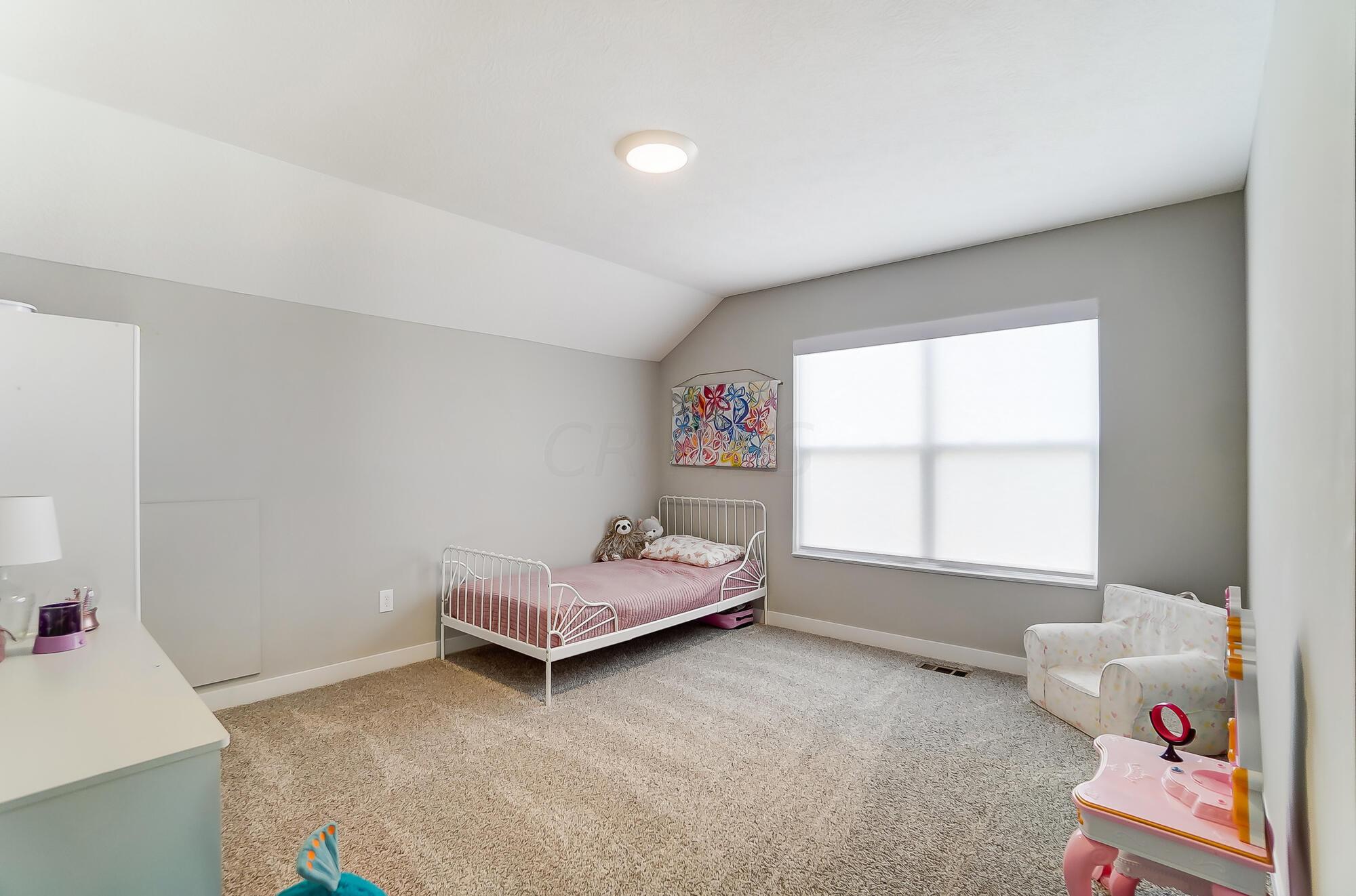411 Oakland Hills Loop