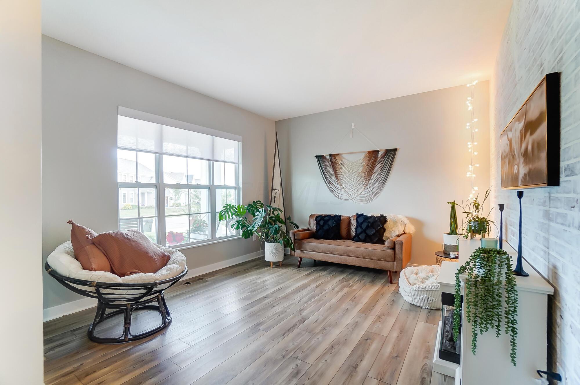 411 Oakland Hills Loop