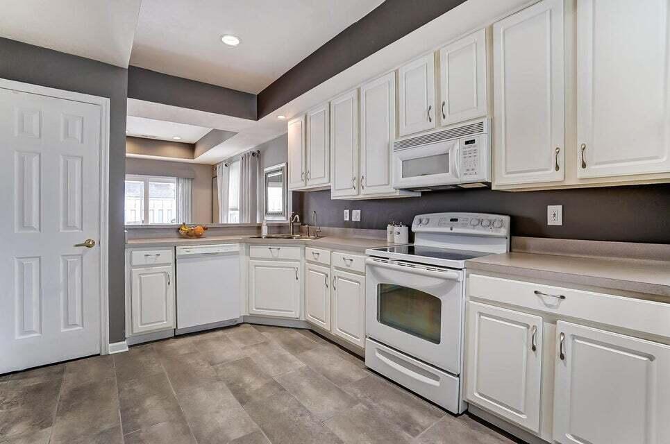 4940 Nordley Village