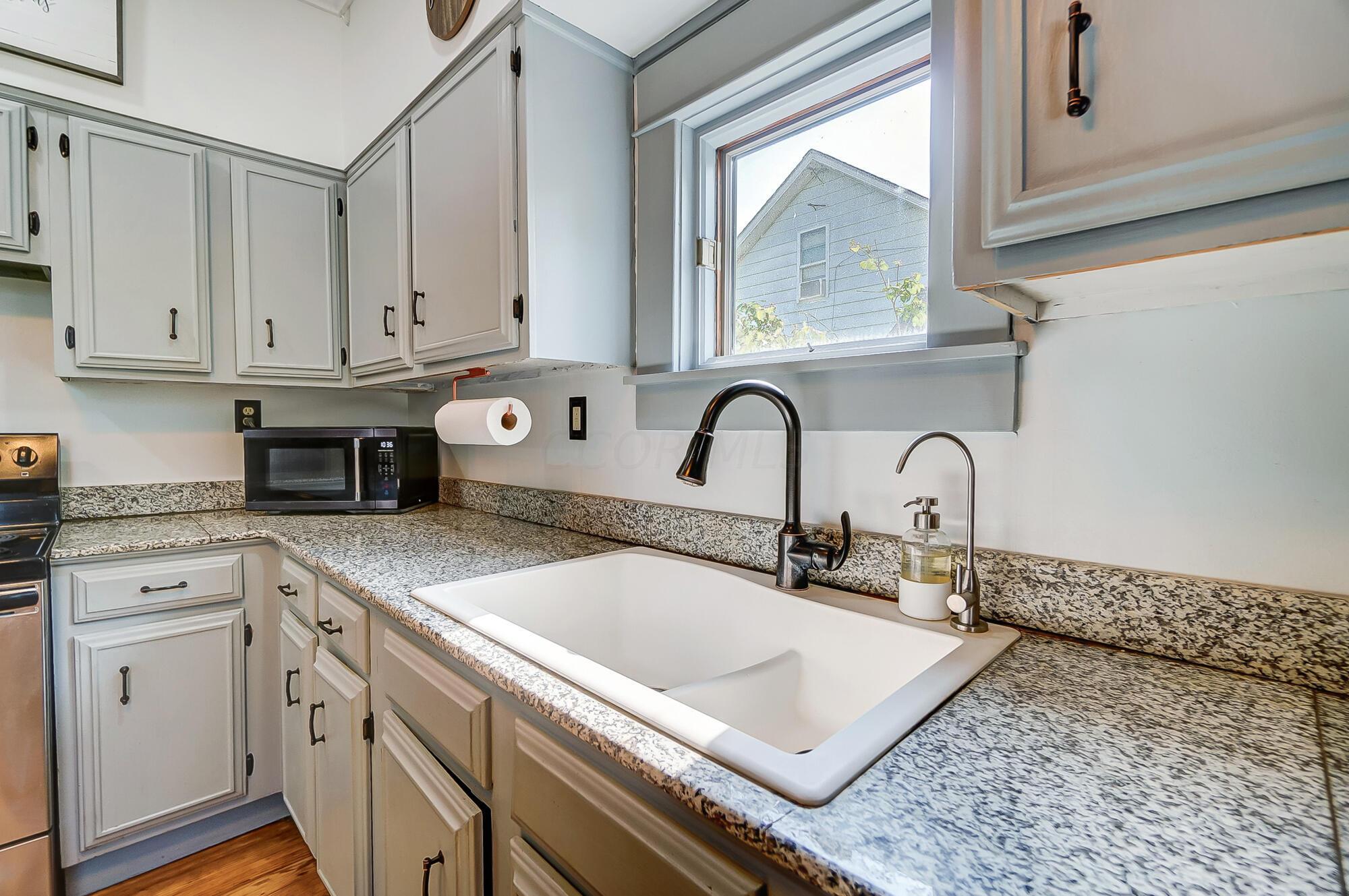 525 E Franklin Street