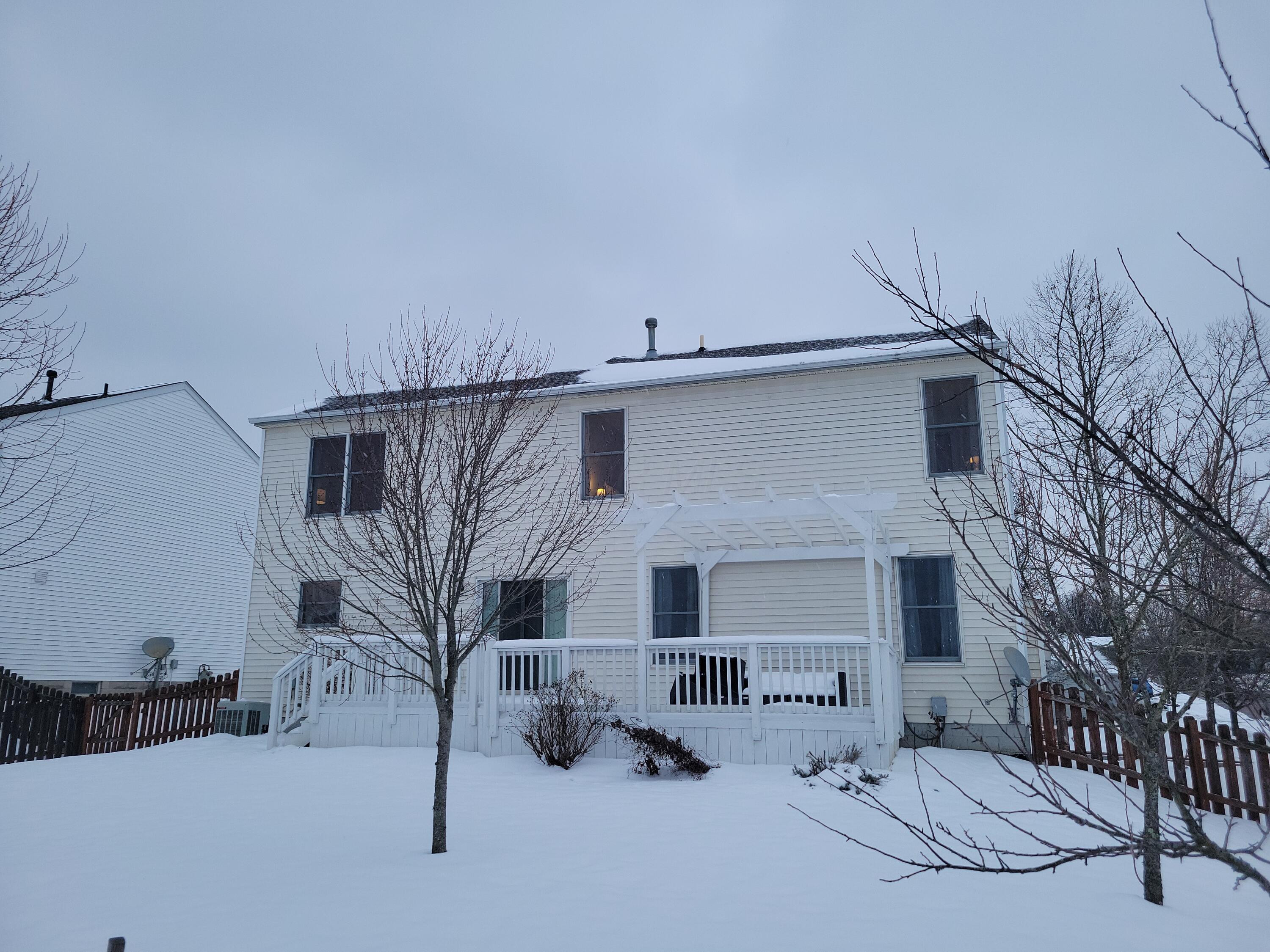 819 Corylus Drive SW