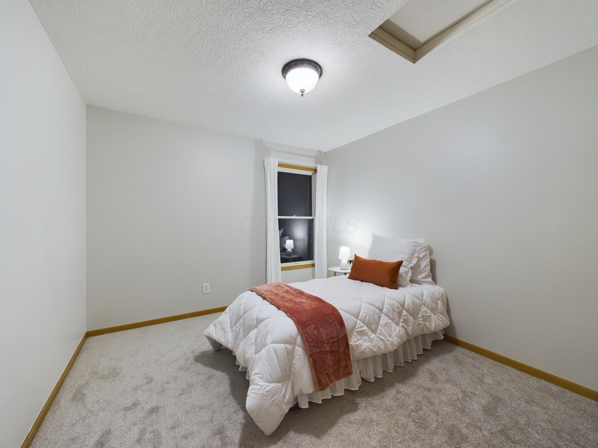 819 Corylus Drive SW