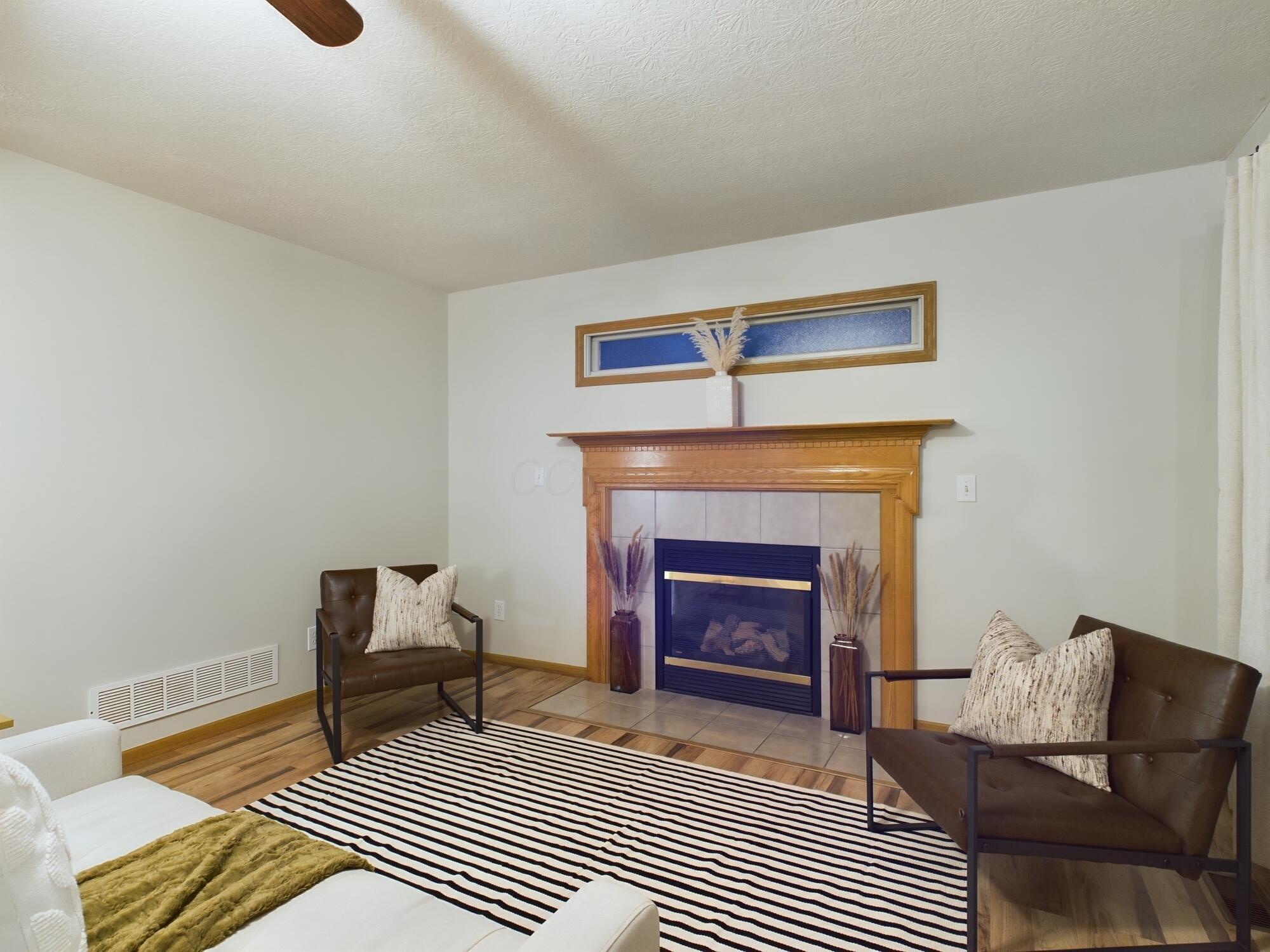 819 Corylus Drive SW