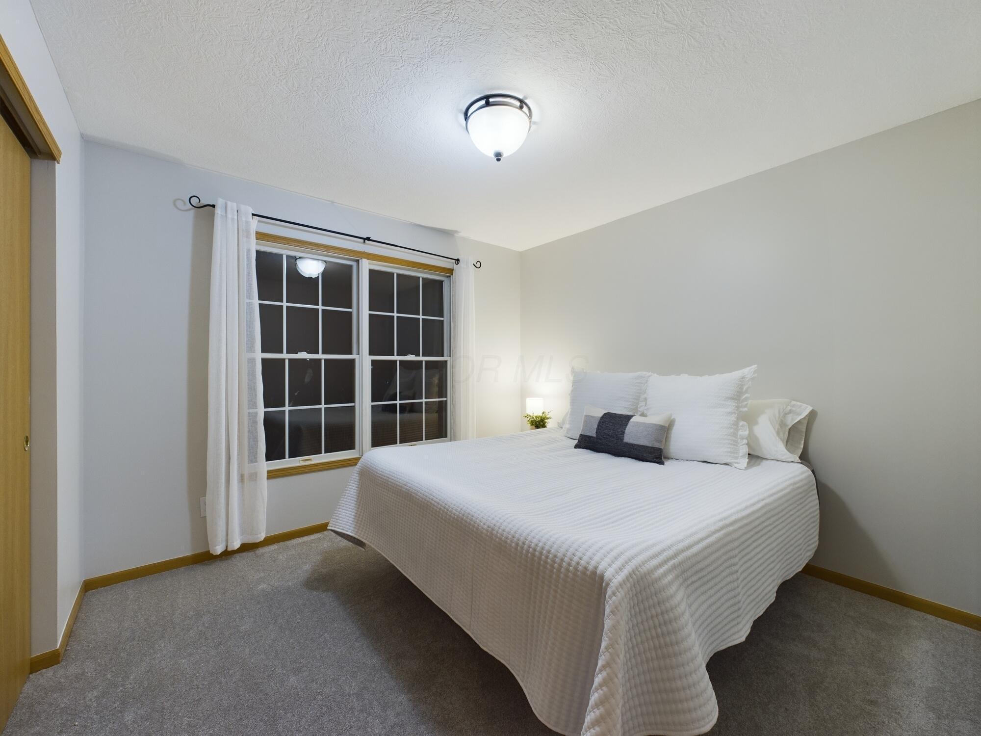 819 Corylus Drive SW