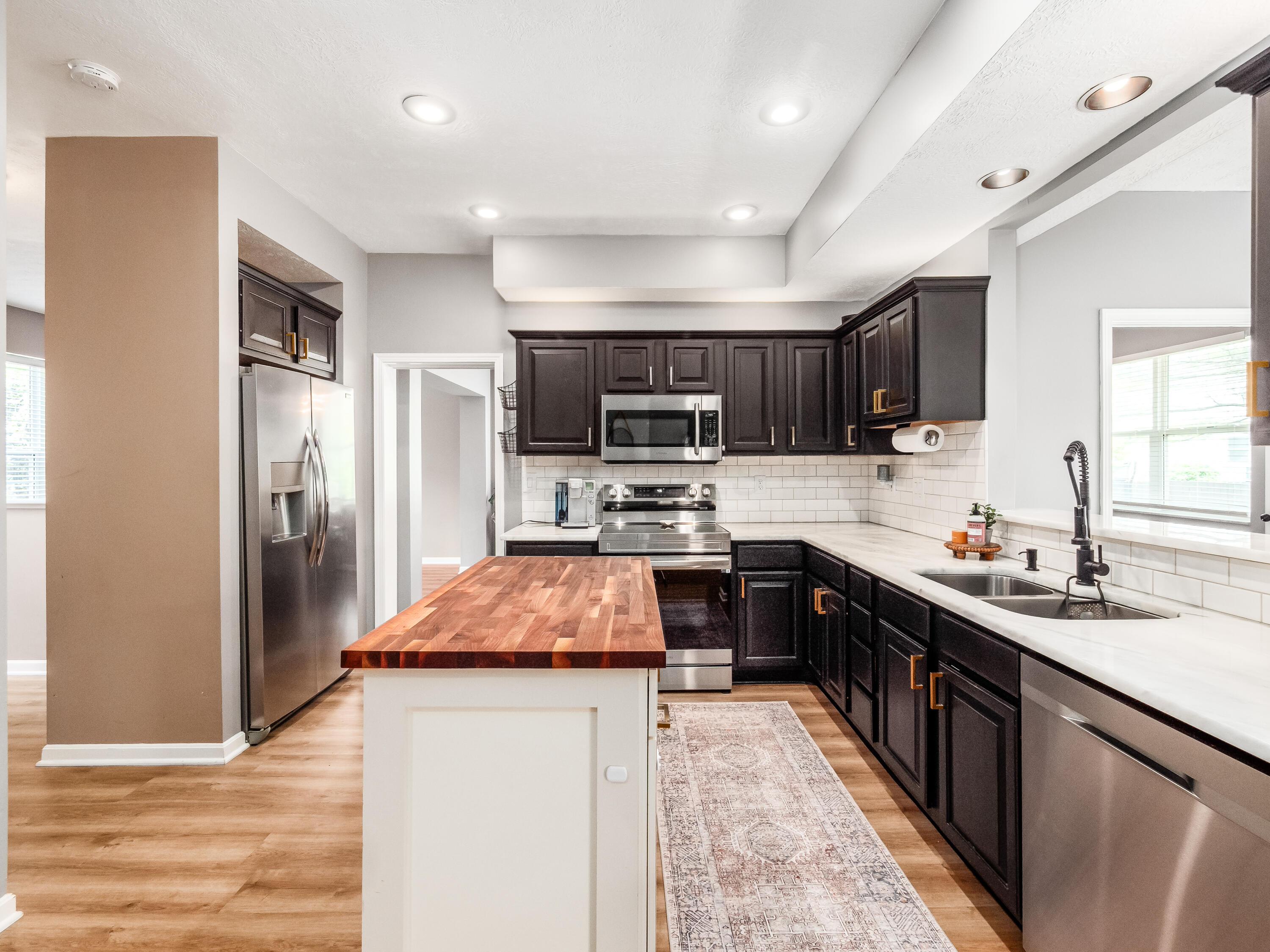 4710 Helmsbridge Court