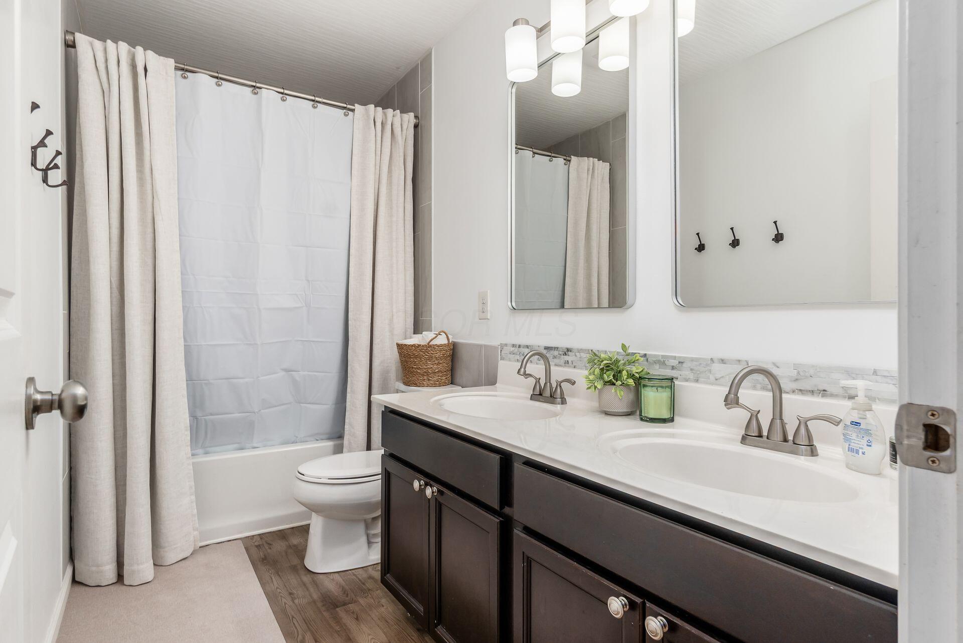 169 Chestnut Commons Drive