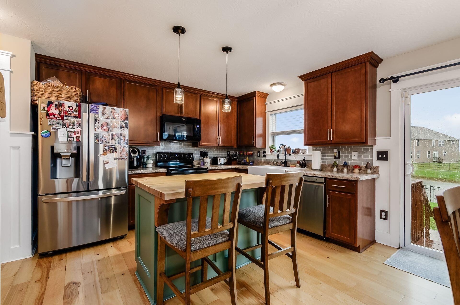 157 Chestnut Commons Drive, Commercial Point