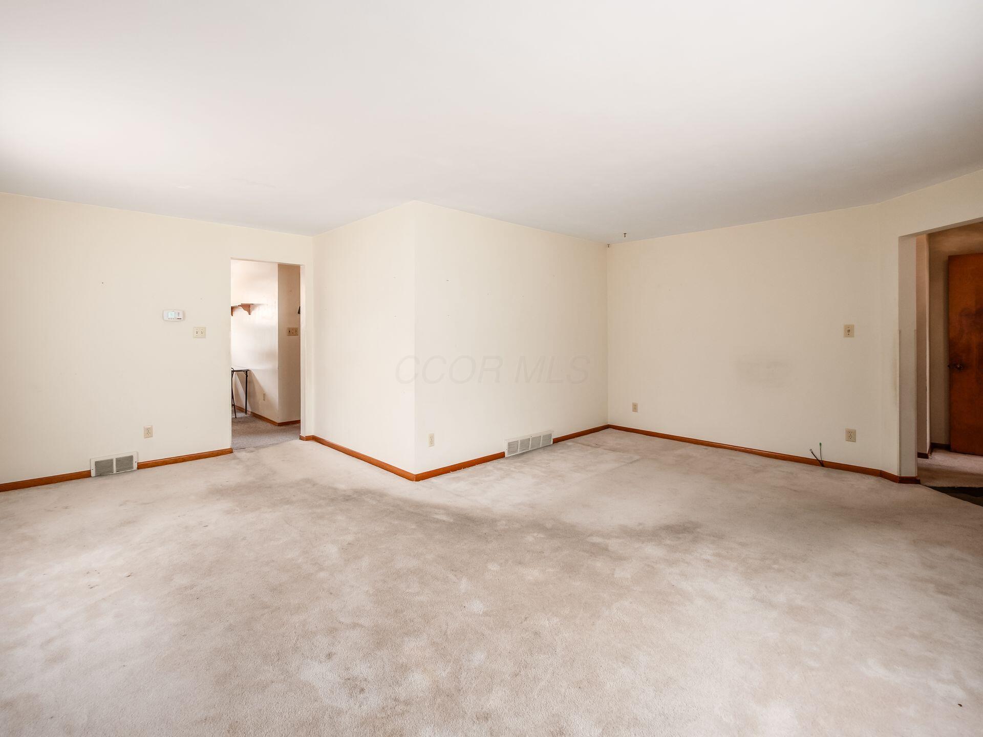 380 Topsfield Road