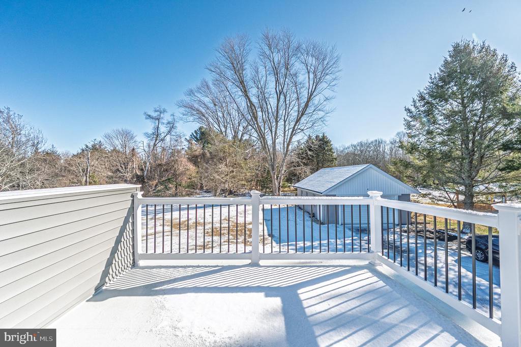 42 LEEDS POINT ROAD