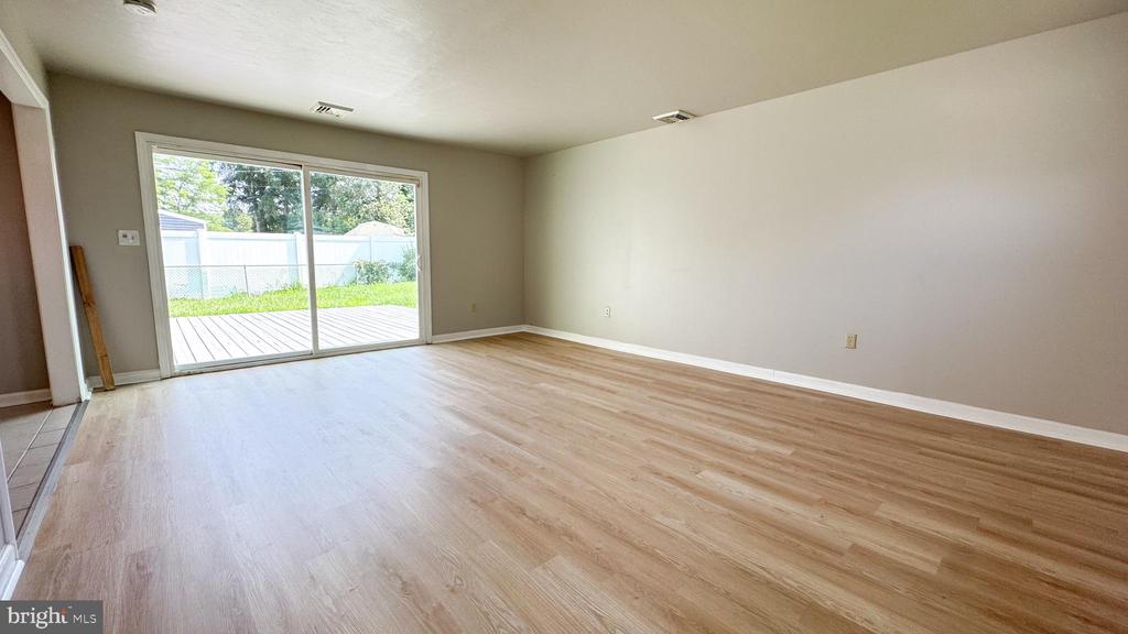 31 ENDERLY LANE