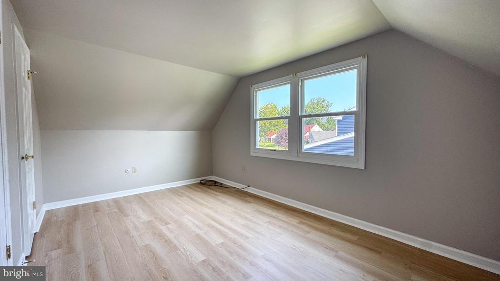 31 ENDERLY LANE