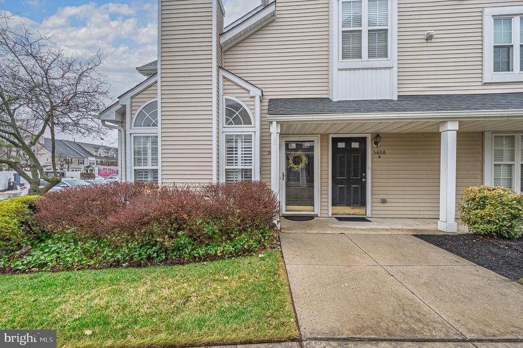 3607 SAXONY DRIVE