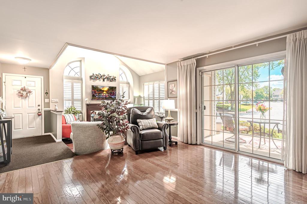 3607 SAXONY DRIVE