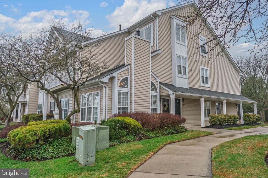 3607 SAXONY DRIVE