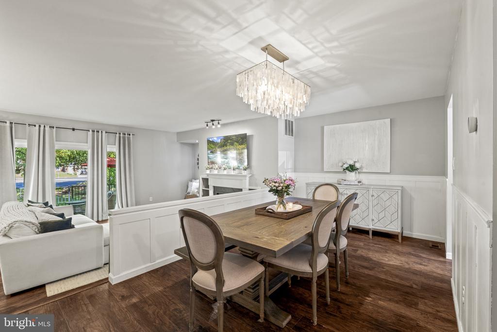 907 KINGS CROFT