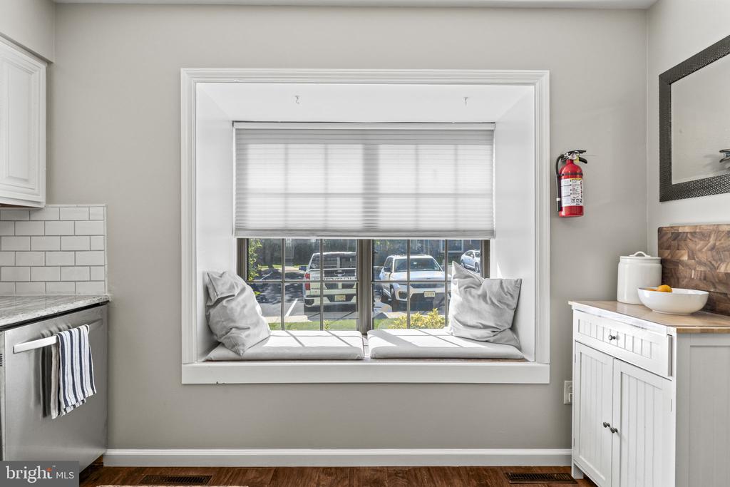 907 KINGS CROFT