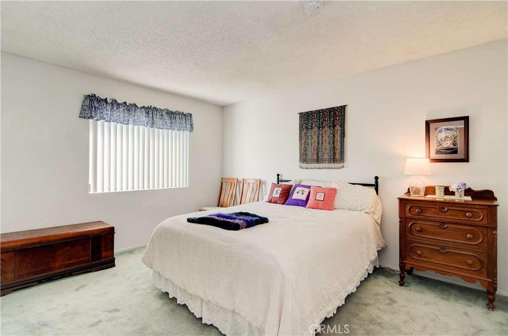 939 W 19th Street C3