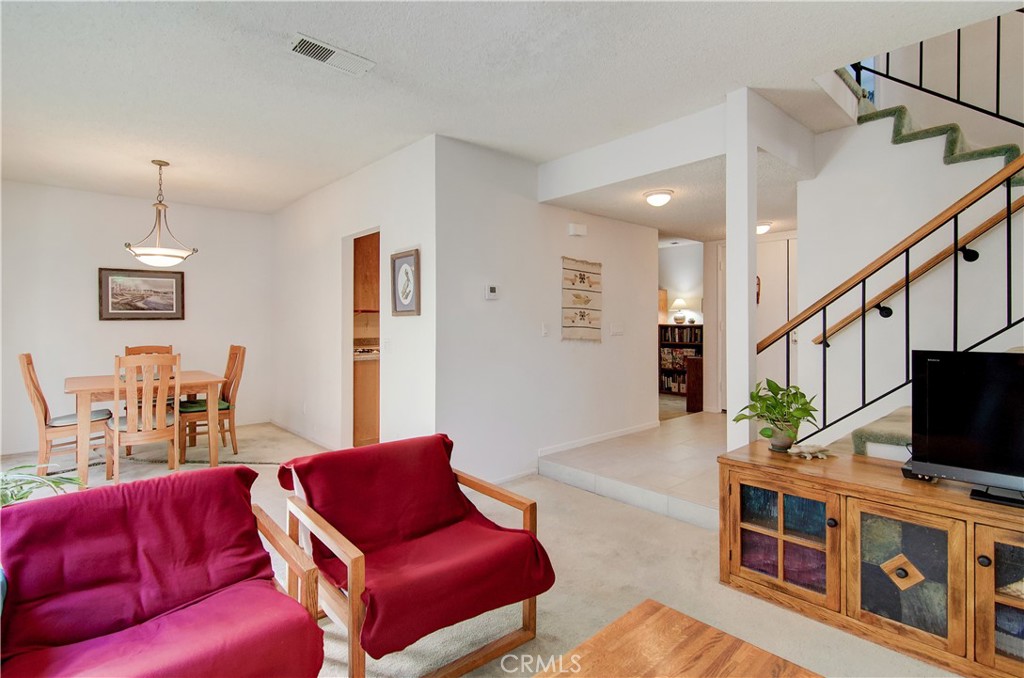 939 W 19th Street C3