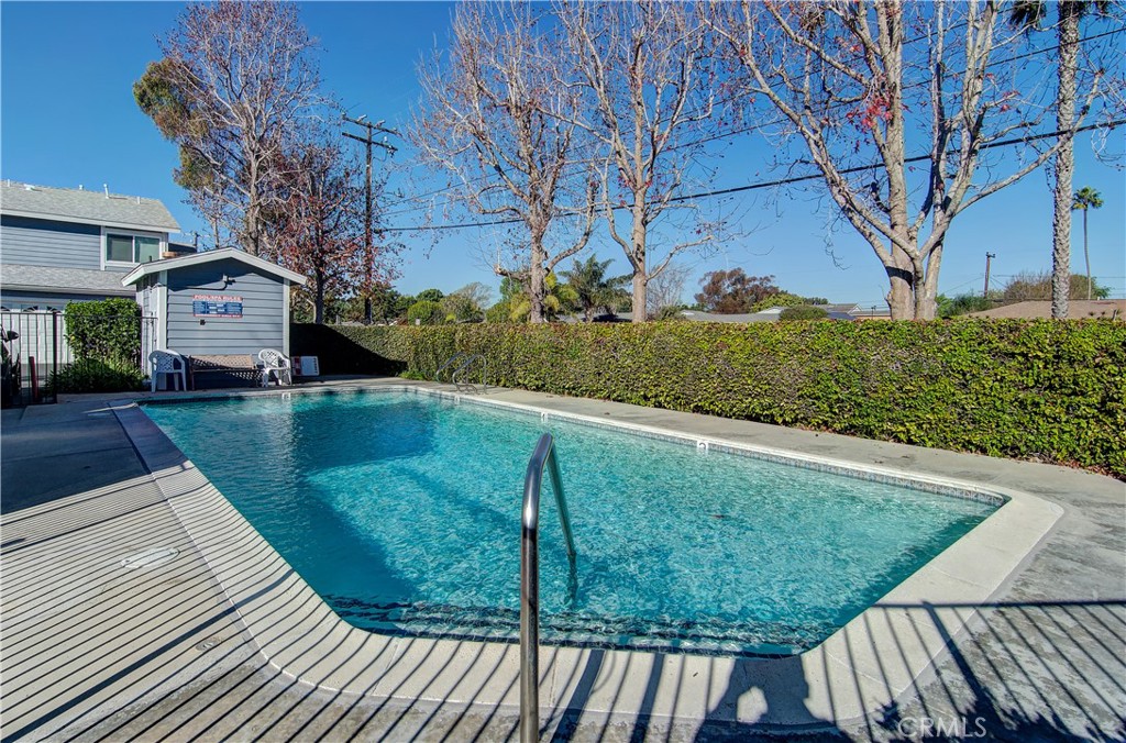 939 W 19th Street C3