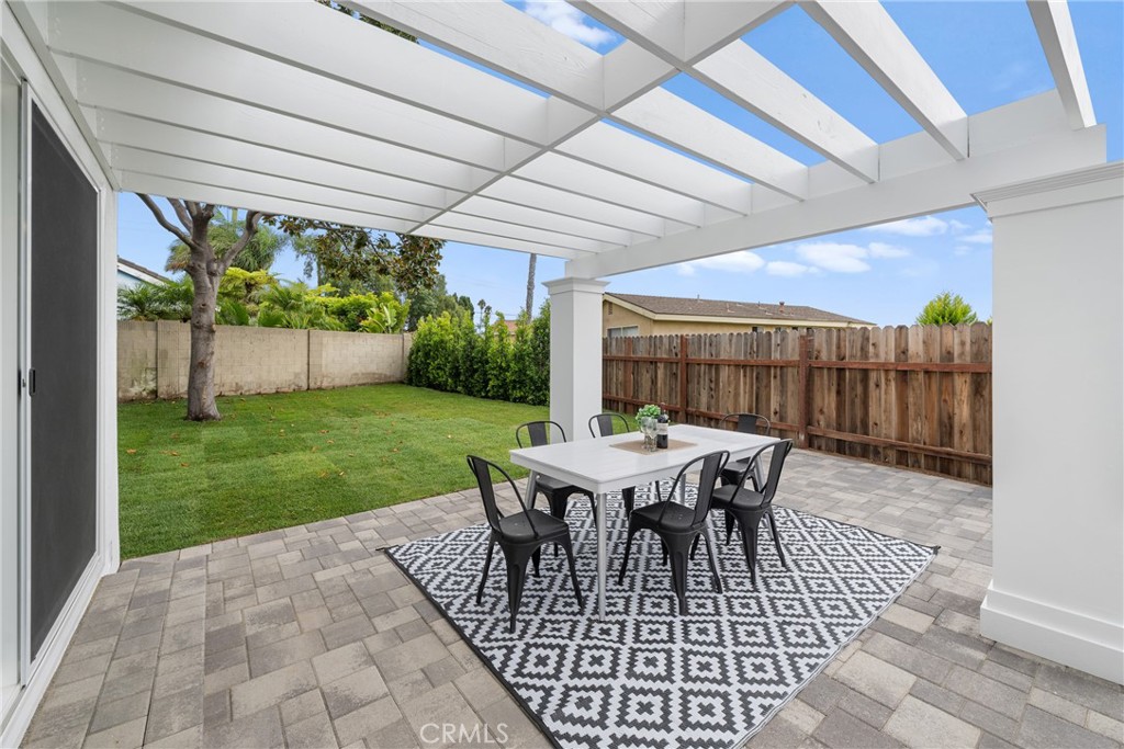 8182 Whitburn Circle