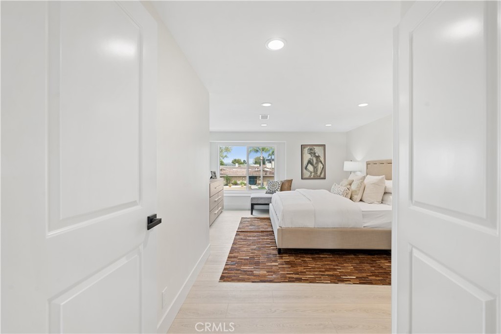 8182 Whitburn Circle