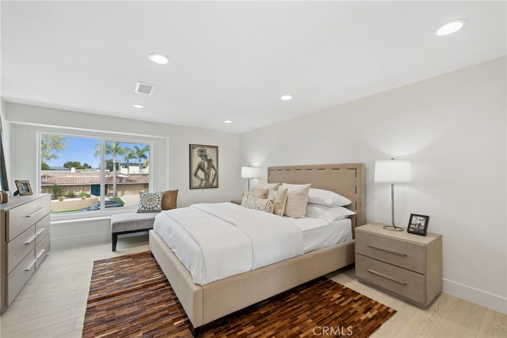 8182 Whitburn Circle