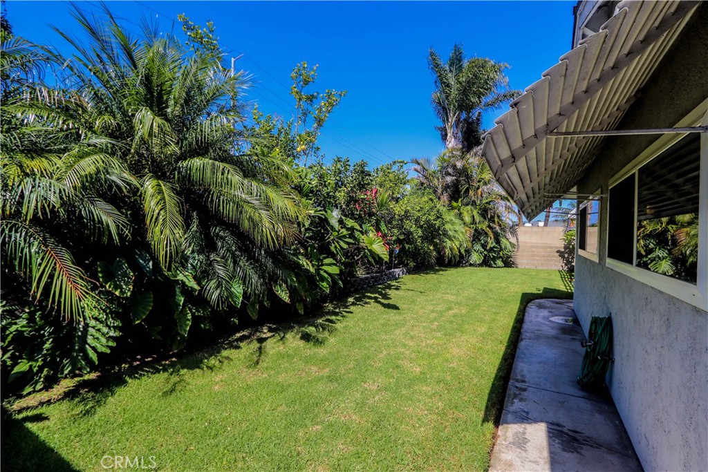 17821 Altamirano Lane