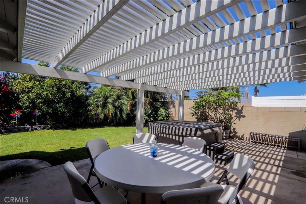 17821 Altamirano Lane