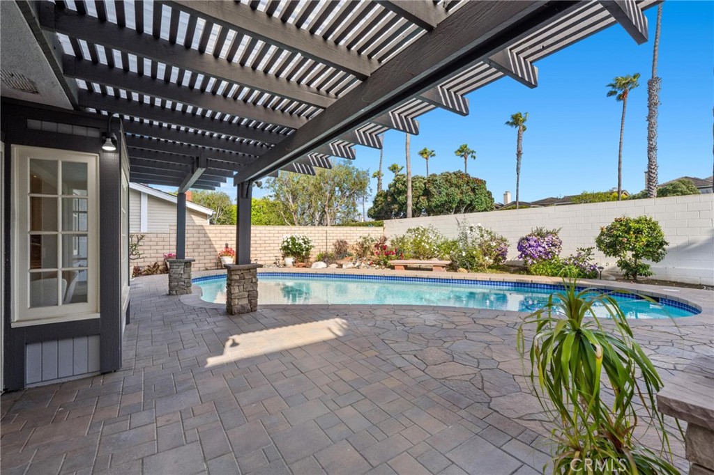 6722 Morning Tide Drive