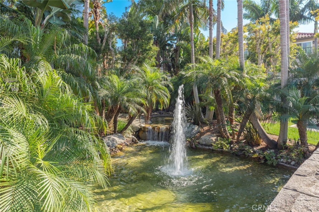 19286 Wingedfoot Circle