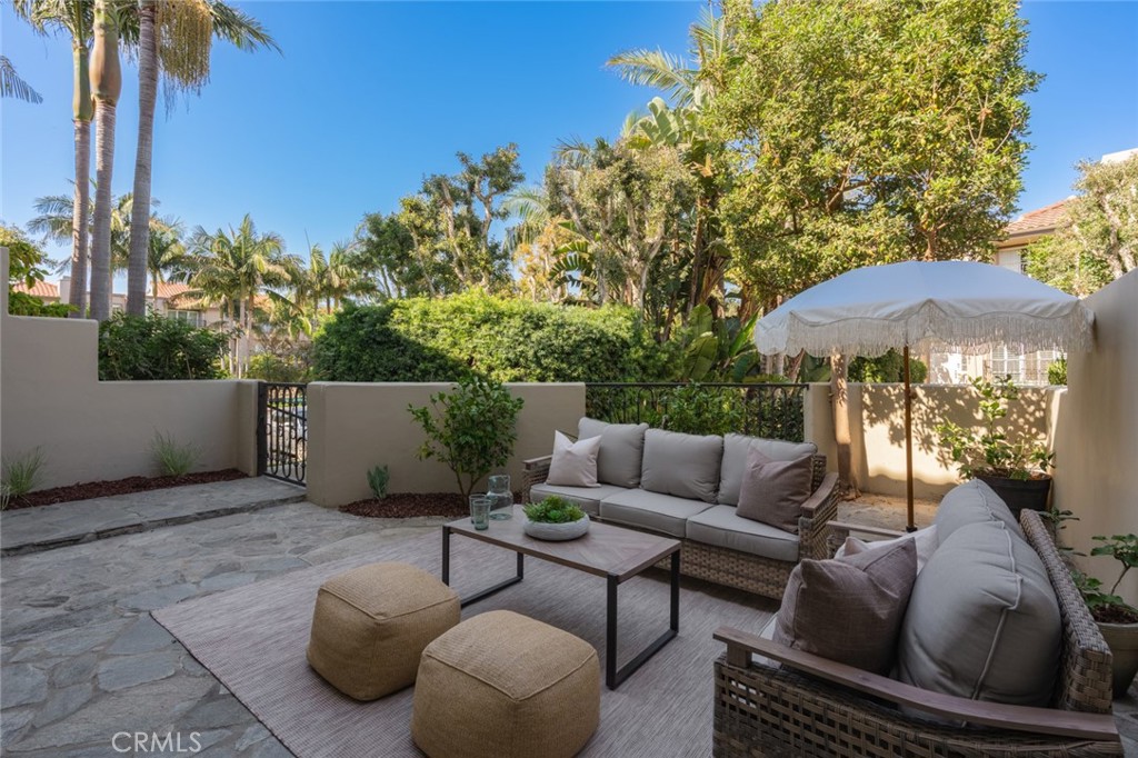 19286 Wingedfoot Circle