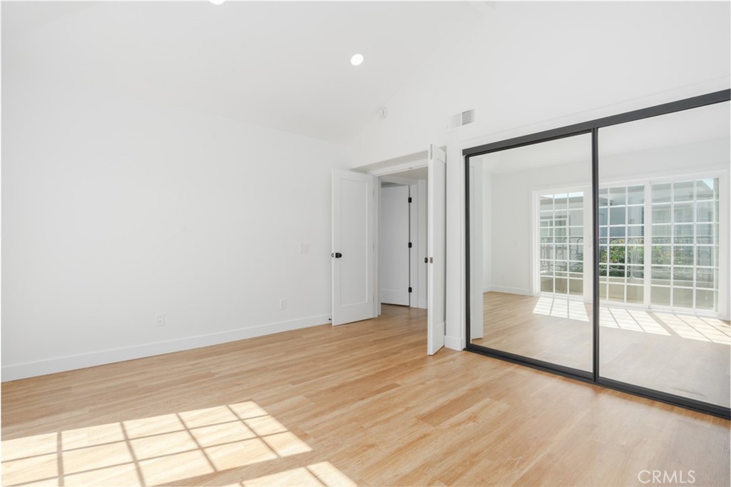 19286 Wingedfoot Circle