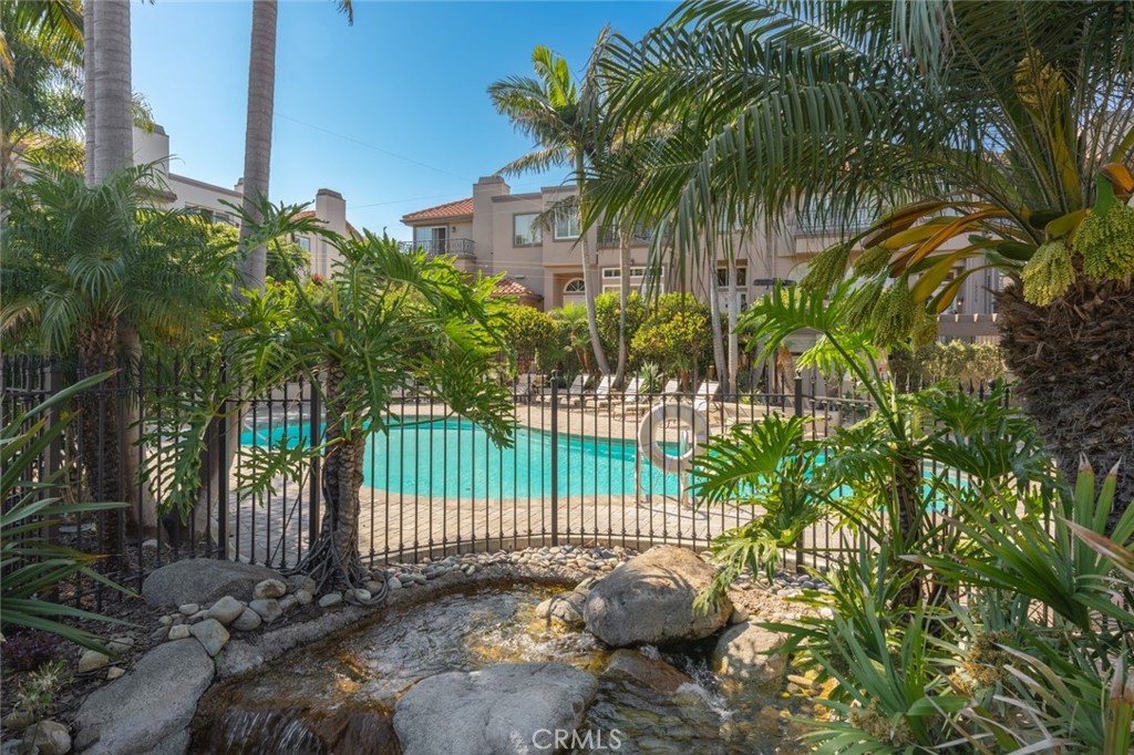 19286 Wingedfoot Circle