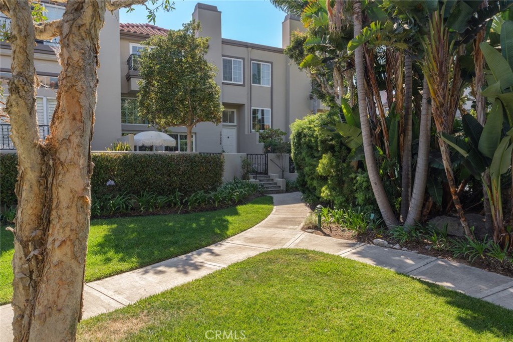 19286 Wingedfoot Circle