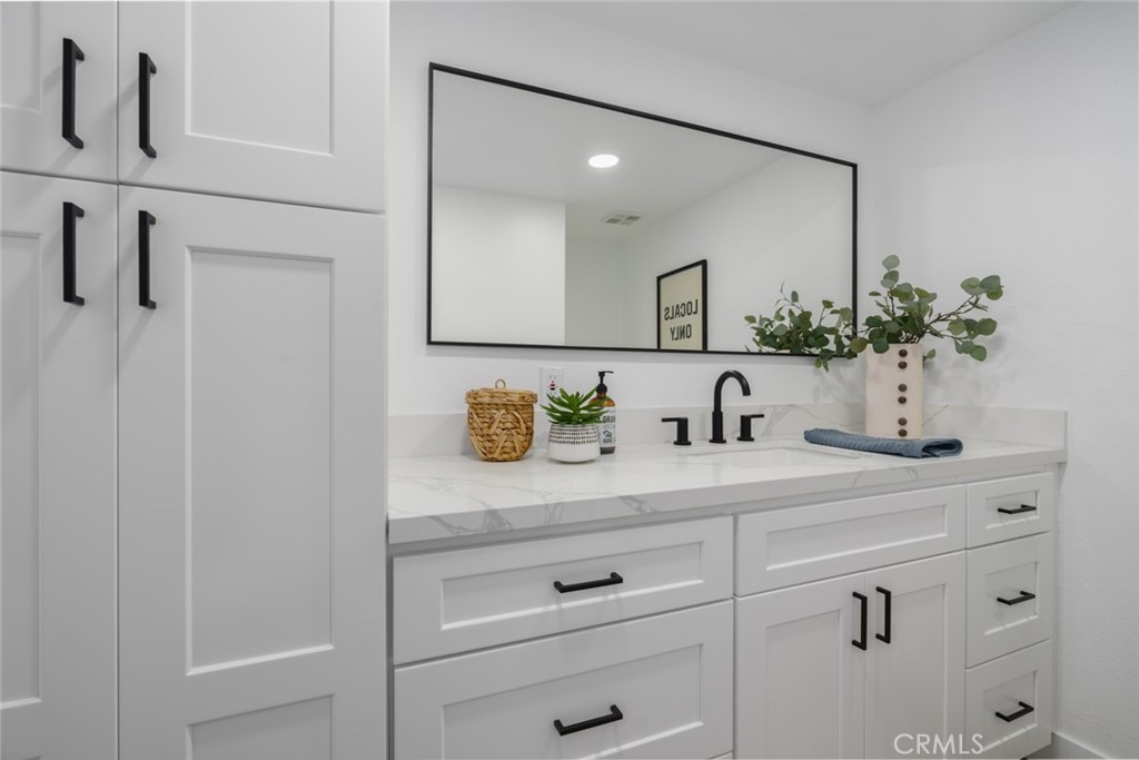 19286 Wingedfoot Circle