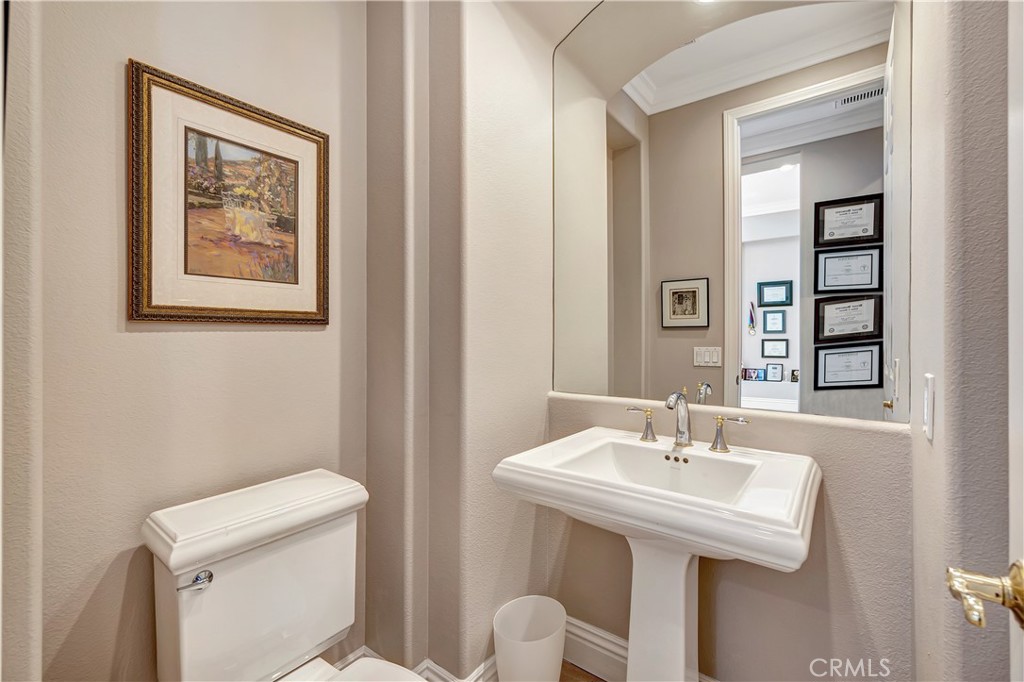 19621 Dearborne Circle