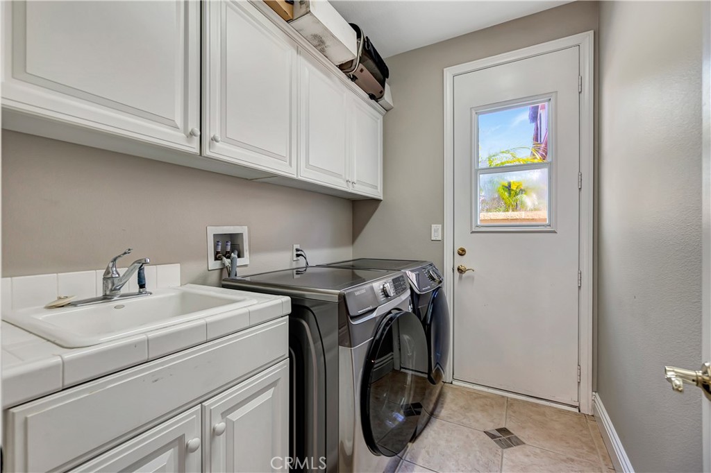 19621 Dearborne Circle